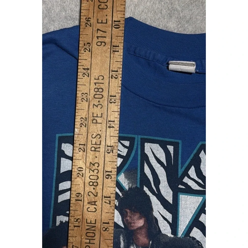 VTG Kiss Shirt 80s Adult Small Animalize If Its Too Loud Blue Band Shirt Tour
